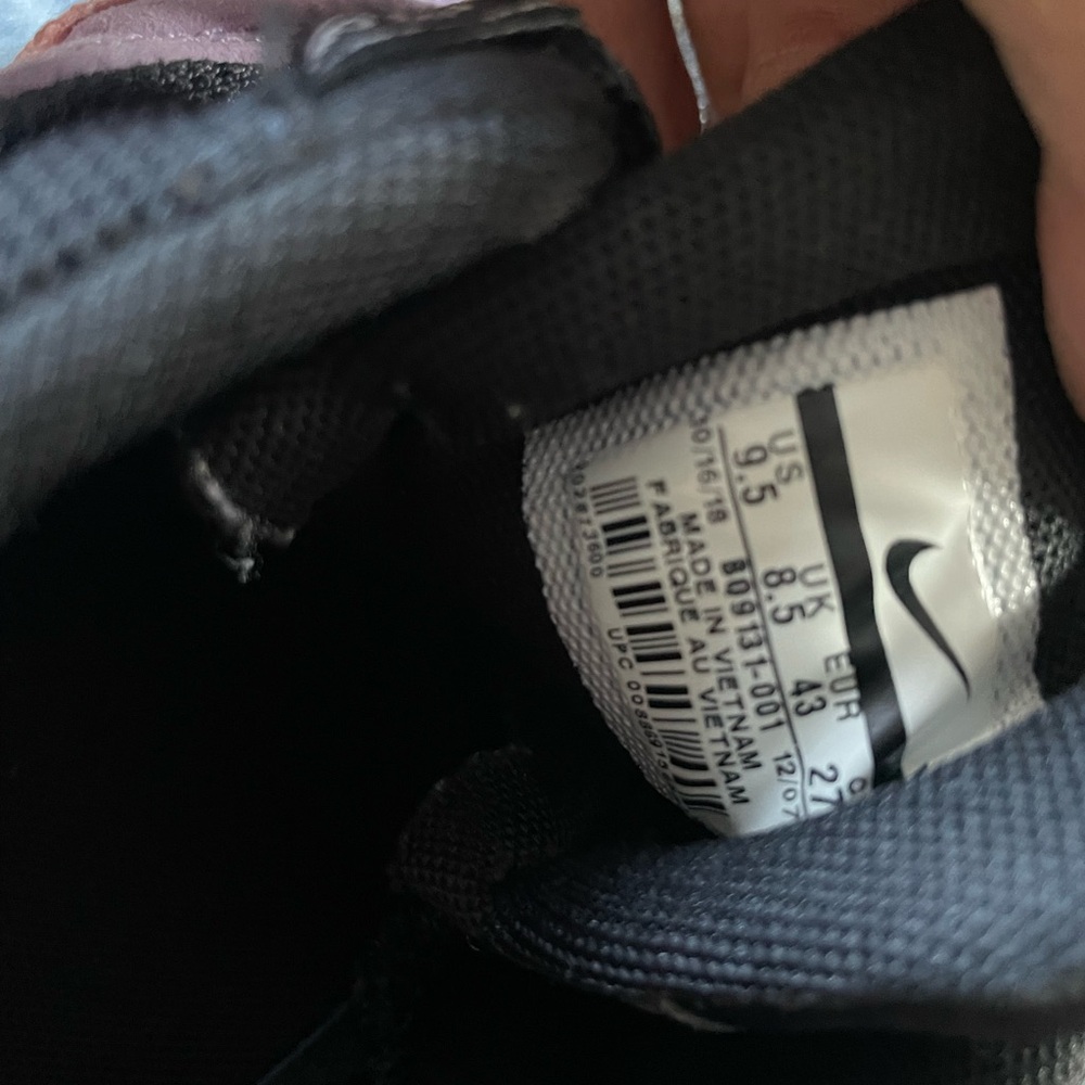 Men’s Nike Air Force 95 have a Nike day